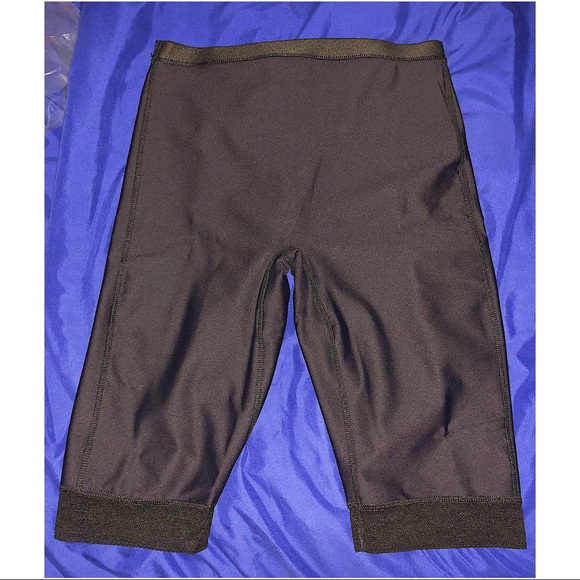 Invisible Buttlifting Long Leg Shorts - Picture 2 of 2